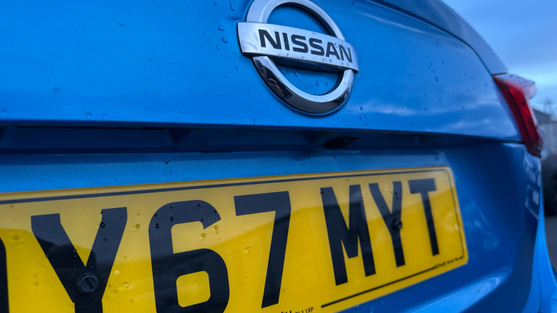 Nissan Qashqai 1.2 DiG-T N-Connecta 5dr Xtronic Petrol Hatchback